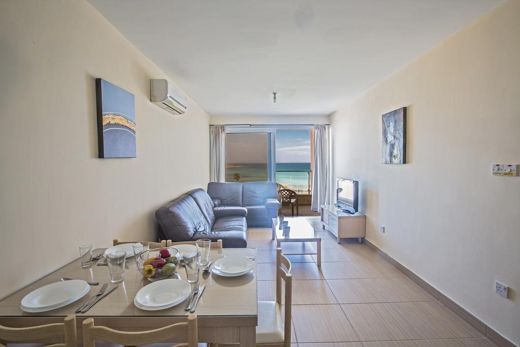 Pallinio Fig Tree Bay Apartments Protaras Dış mekan fotoğraf